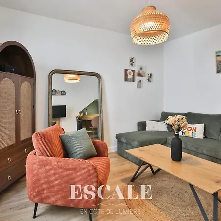 Prázdninový dům Charmante Maison Sablaise Avec Terrasse & Centre-ville A Pied Les Sables-dʼOlonne