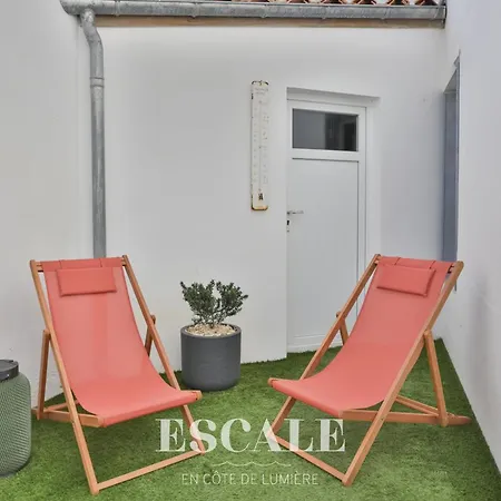 Prázdninový dům Charmante Maison Sablaise Avec Terrasse & Centre-ville A Pied *