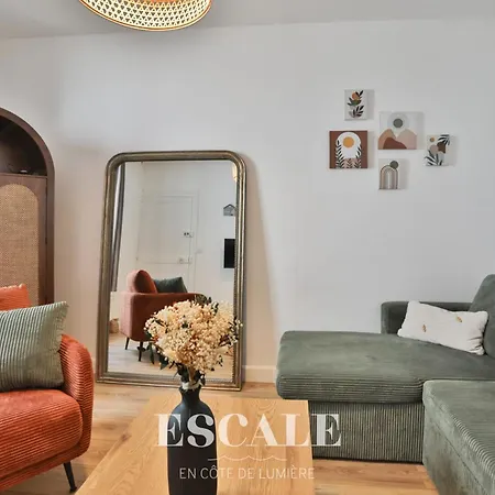 Charmante Maison Sablaise Avec Terrasse & Centre-ville A Pied *