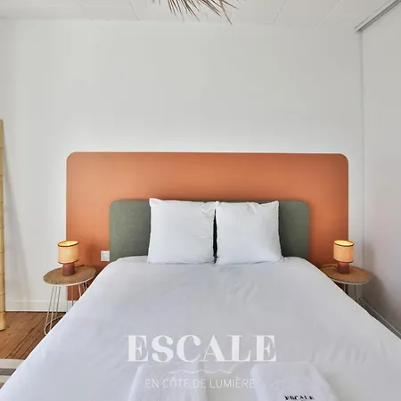 Prázdninový dům Charmante Maison Sablaise Avec Terrasse & Centre-ville A Pied