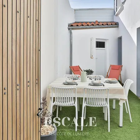 Nyaraló Charmante Maison Sablaise Avec Terrasse & Centre-ville A Pied